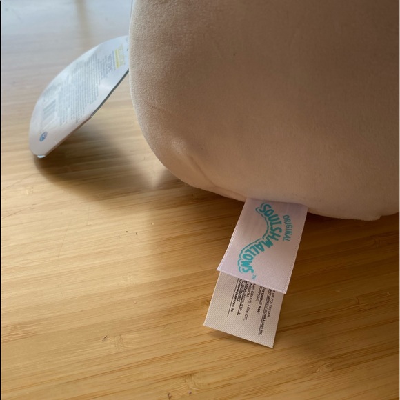 8” Sydney mushroom Squishmallow - Picture 2 of 4